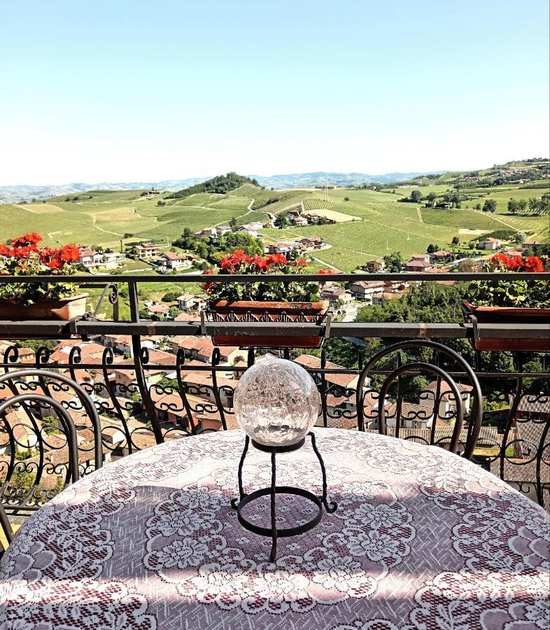 Teresa Al Belvedere Rooms&Holidayapartments Camere&Appartamenti Castellinaldo Eksteriør billede