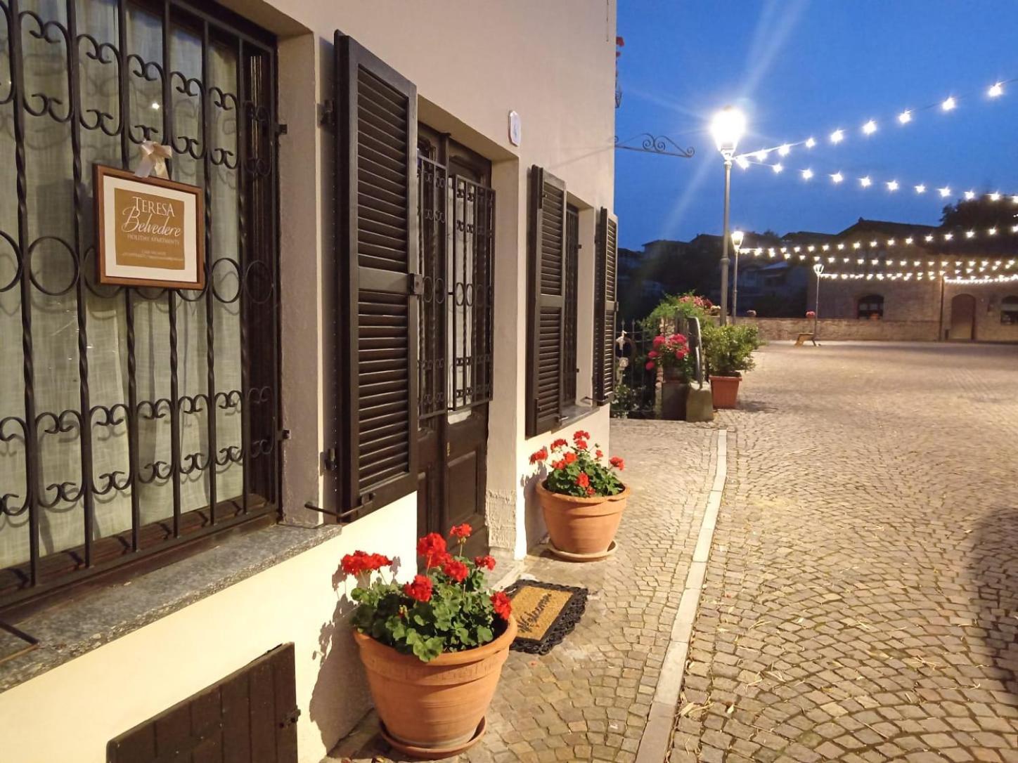 Teresa Al Belvedere Rooms&Holidayapartments Camere&Appartamenti Castellinaldo Eksteriør billede