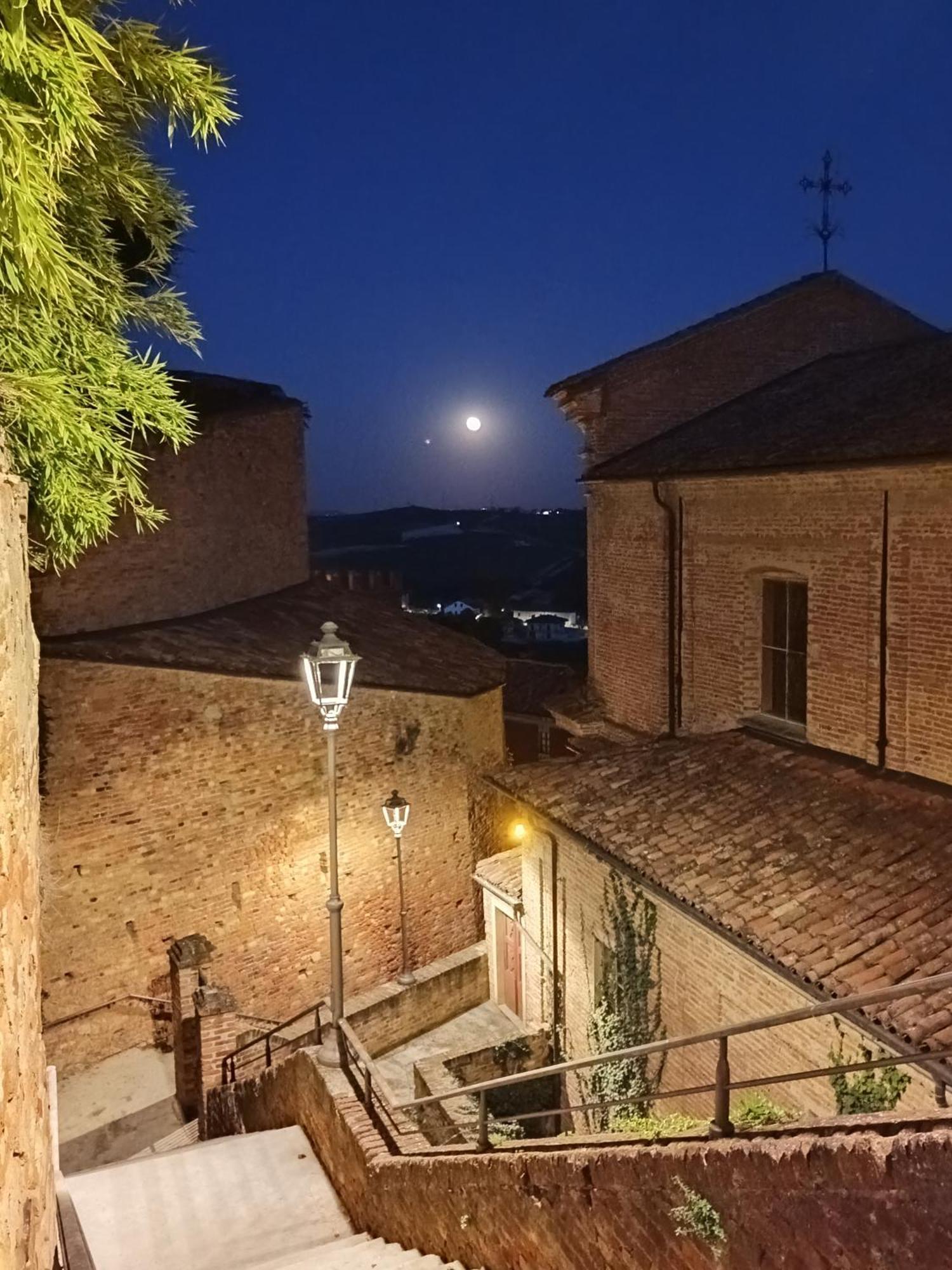 Teresa Al Belvedere Rooms&Holidayapartments Camere&Appartamenti Castellinaldo Eksteriør billede