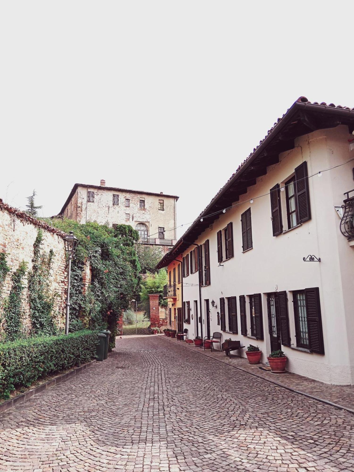 Teresa Al Belvedere Rooms&Holidayapartments Camere&Appartamenti Castellinaldo Eksteriør billede